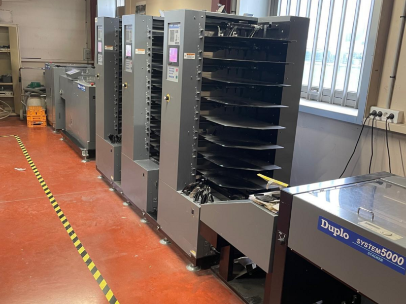 DUPLO SYSTEM 5000 – Assembleuse - Piqueuse